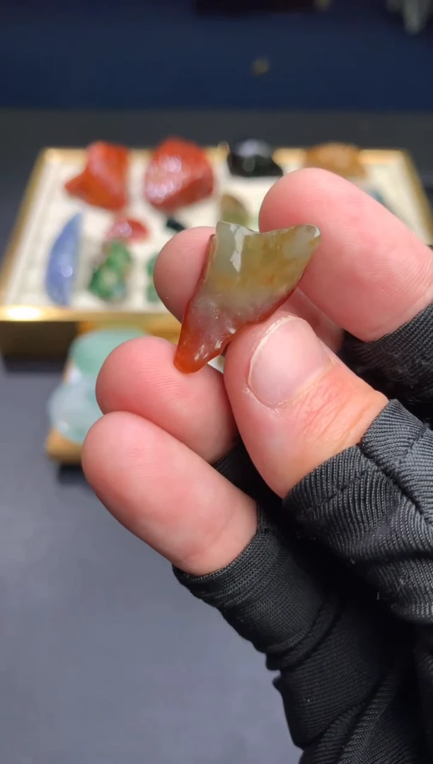 【闪购商品】定制翡翠未镶嵌