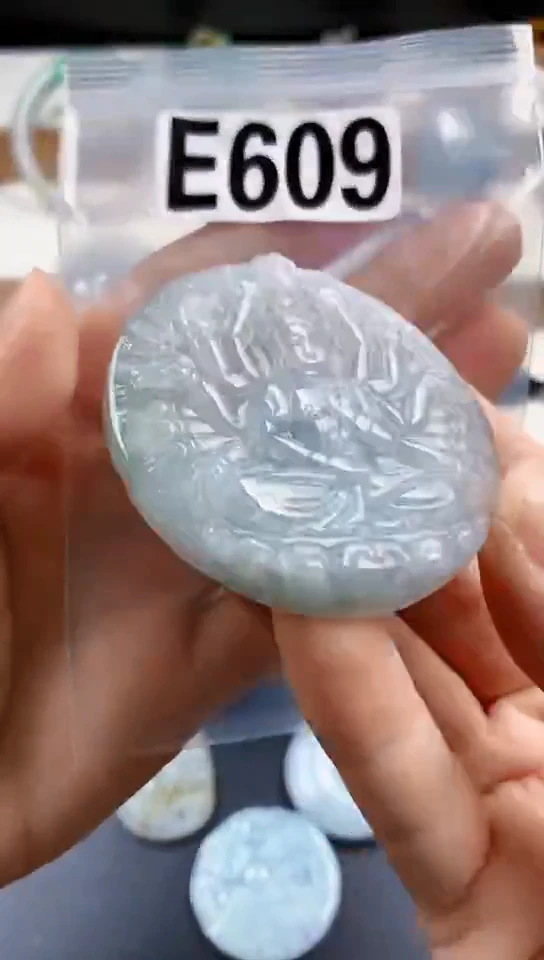 颈饰未镶嵌翡翠天然翡翠吊坠挂件