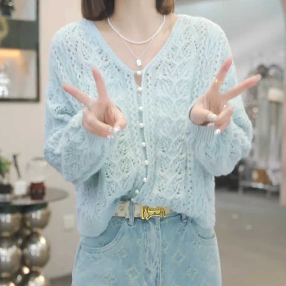【团团云朵】2025早春新款时尚气质针织开衫外套多巴胺上衣女镂空