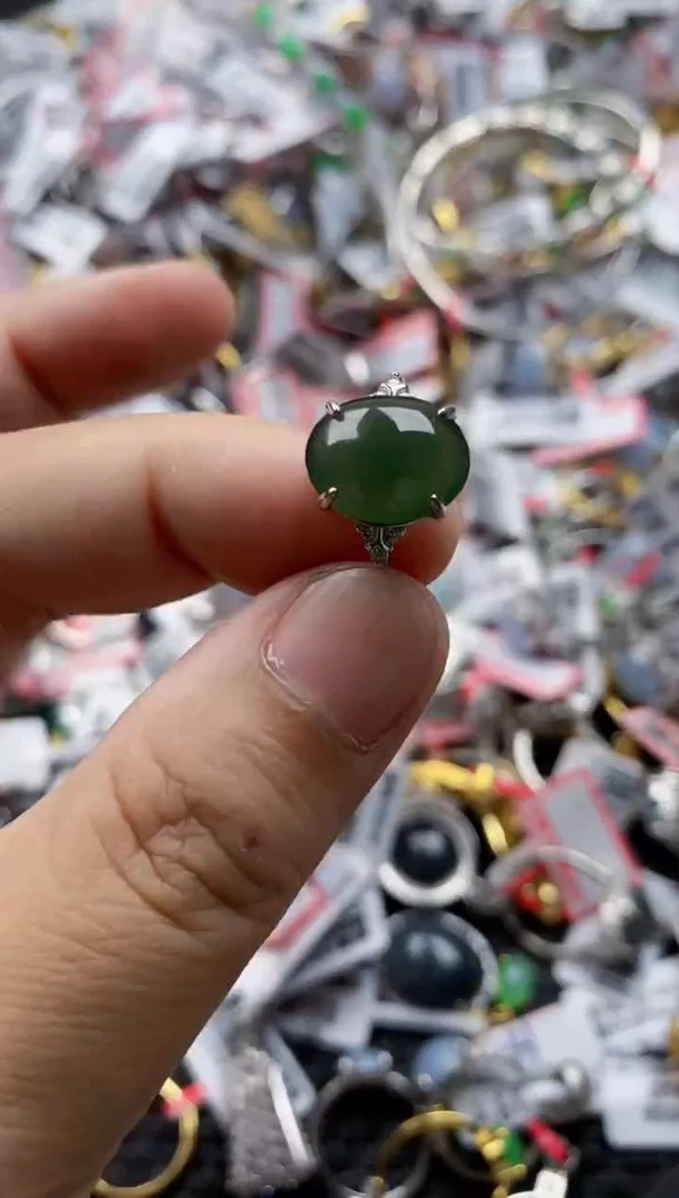 翡翠戒指银S925镶嵌99999   9