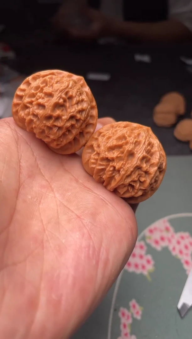 把件文玩核桃a339  宫灯  38尺