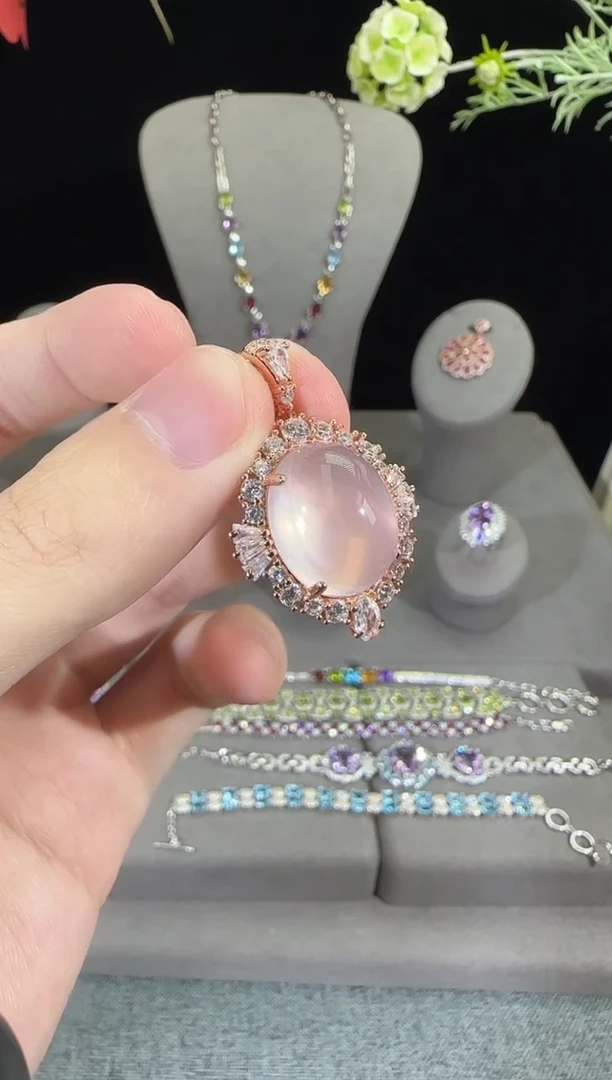 银S925镶嵌颈饰芙蓉石14*19mm星光粉水晶吊坠