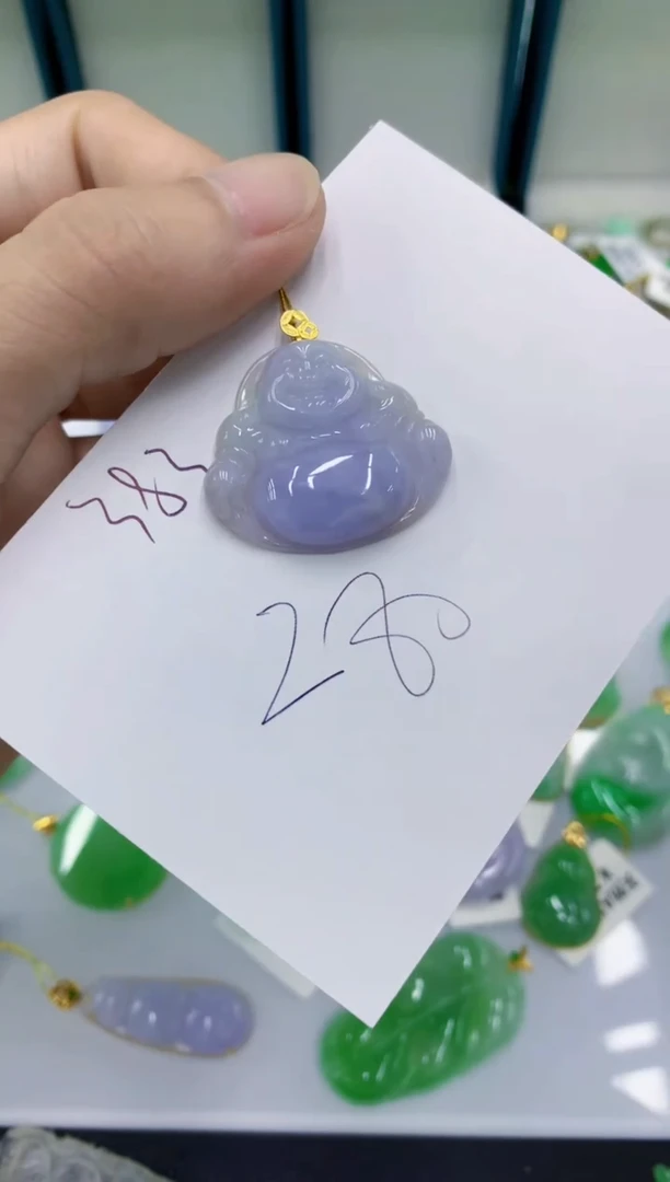 翡翠18K金镶嵌颈饰111111