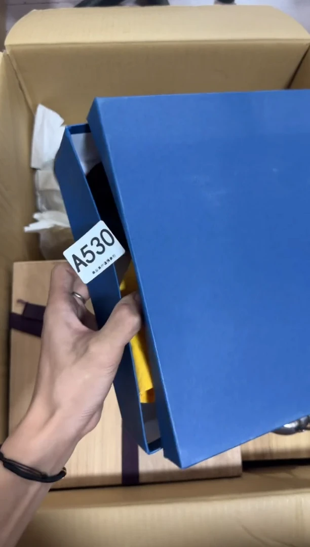 瓷片苏***轩530 中古商品，谨慎购买
