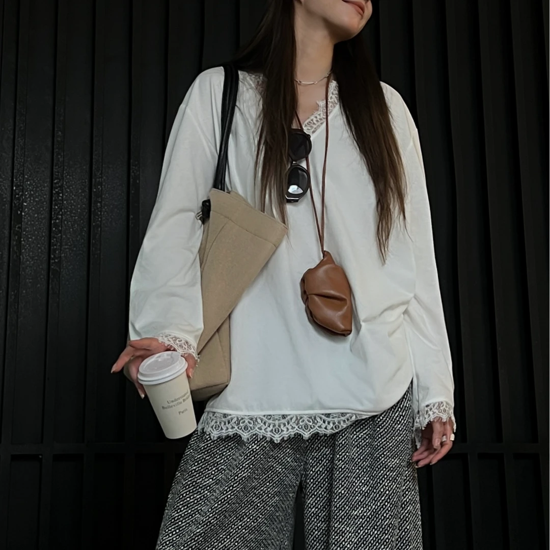 小众设计蕾丝打底衫女秋冬百搭休闲宽松显瘦上衣T恤内搭2003