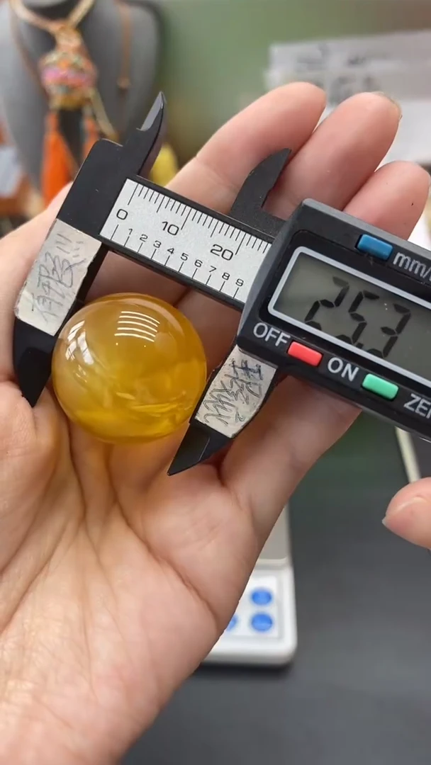 琥珀未镶嵌珠宝奇石2423