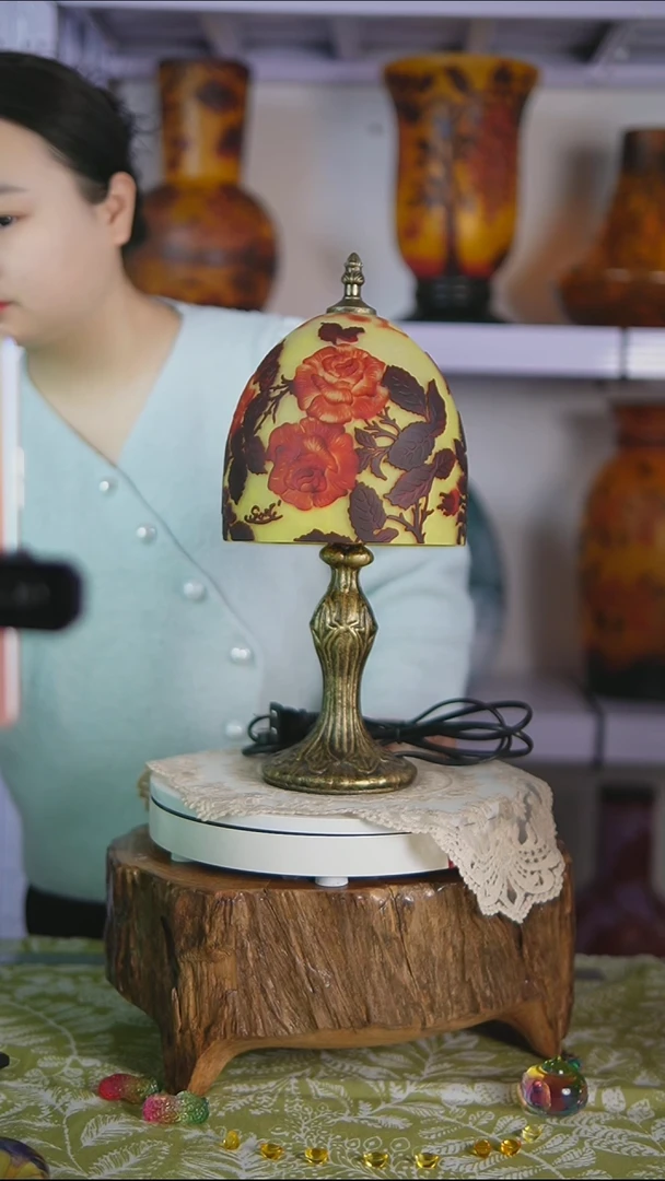 琉璃【2】复古童话 玫瑰花格雷台灯