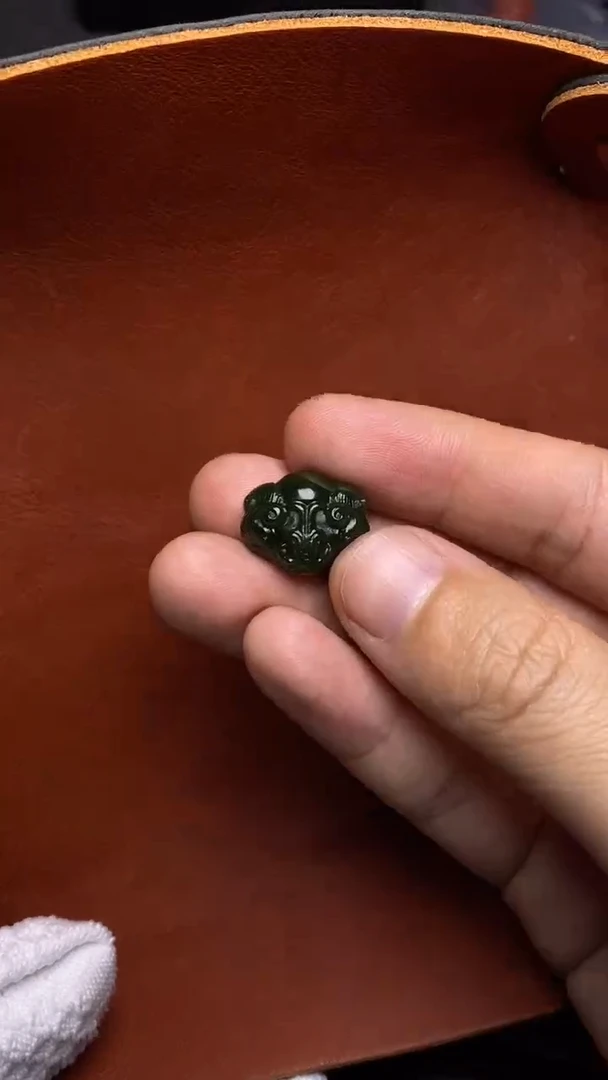 【闪购商品】和田玉（碧玉）颈饰未镶嵌鲲鹏背云（多样性发其一）
