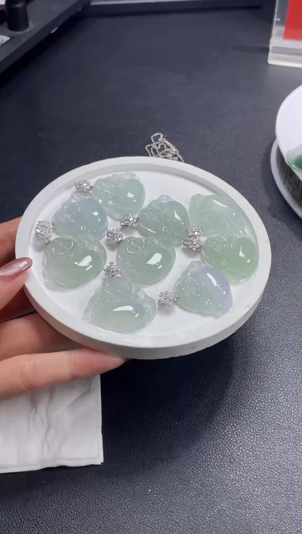 18K金镶嵌定制翡翠DDJ44495/多样性发一件