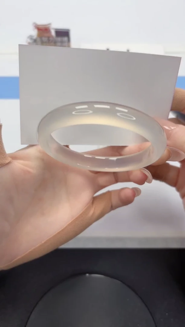 【闪购商品】石英质玉手镯未镶嵌A16-61.5