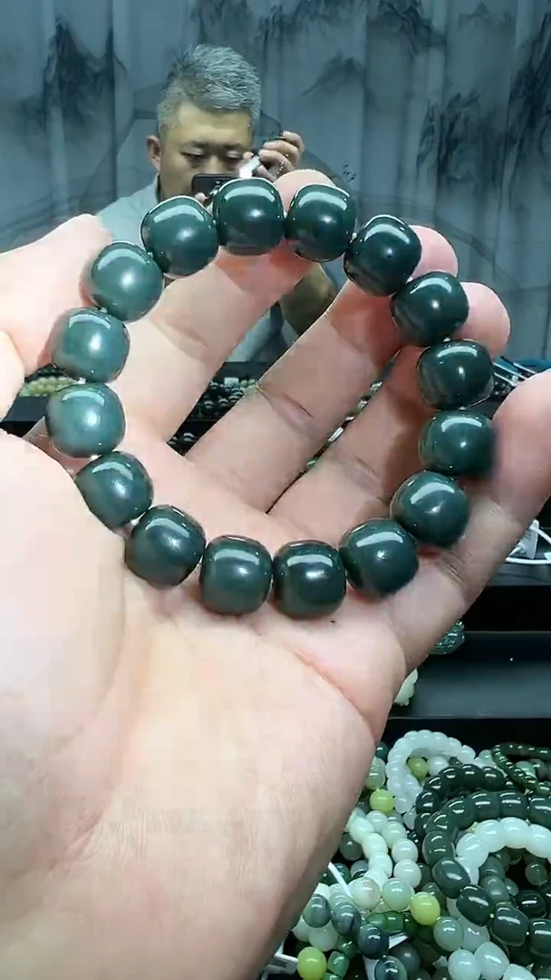 未镶嵌手串和田玉沙枣青老邢卡14纯天然拍一发一