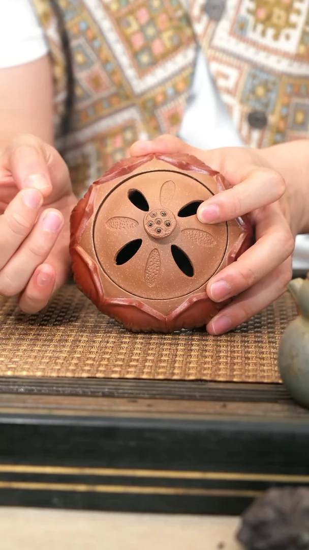 茶壶紫砂15《佛莲香炉》段泥