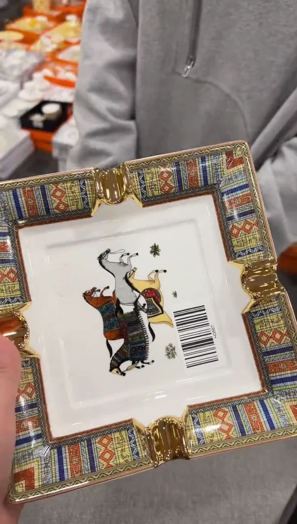 【闪购商品】杯H867--------------