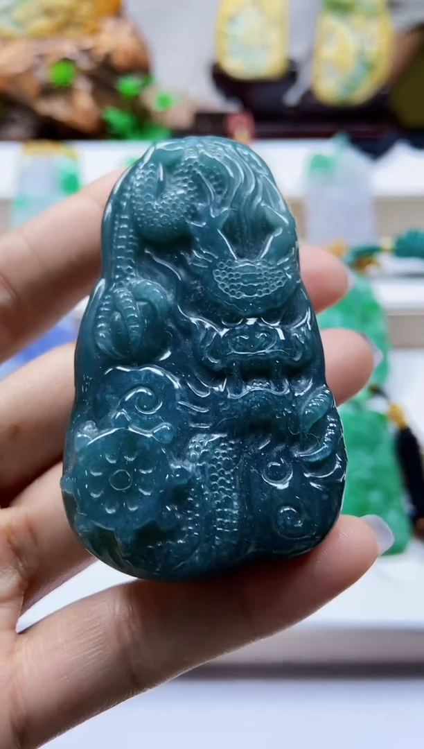 颈饰未镶嵌翡翠翡翠A货
