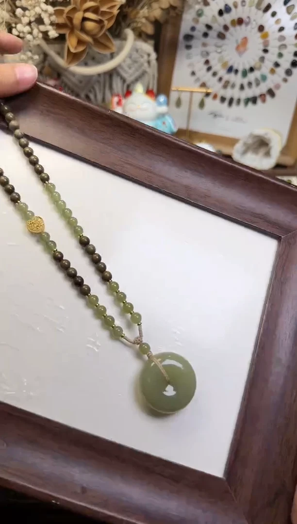 未镶嵌和田玉挂件项链