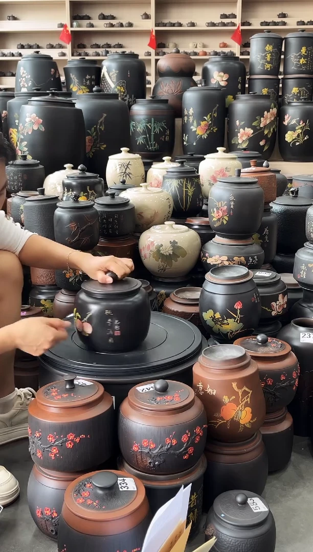 罐瑕疵茶叶罐  苹果彩填  503