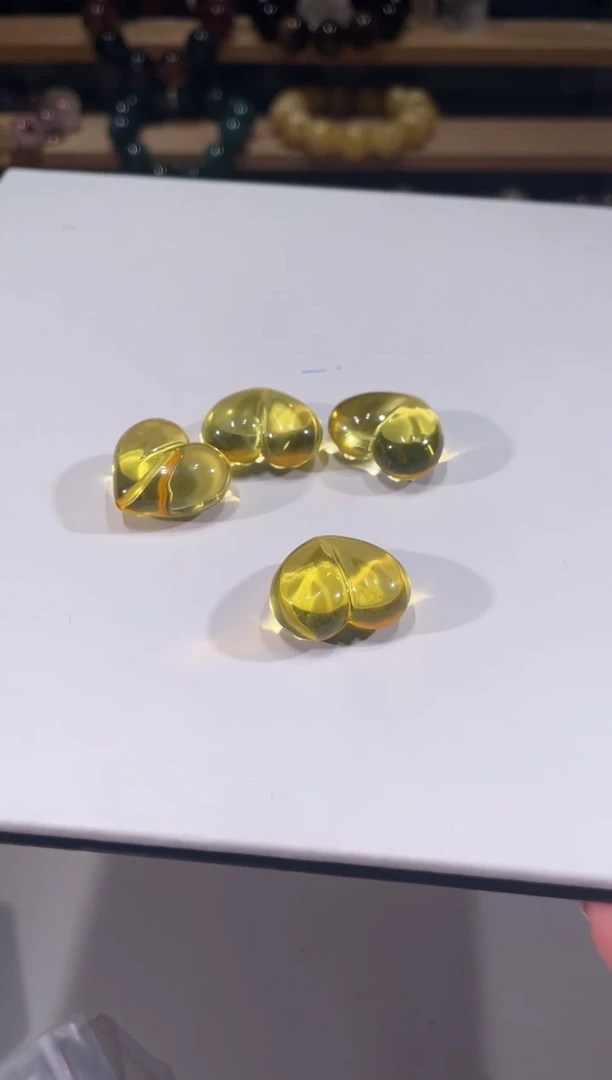 手链金珀未镶嵌A983金珀爱心23-24mm上下通孔多样性发一