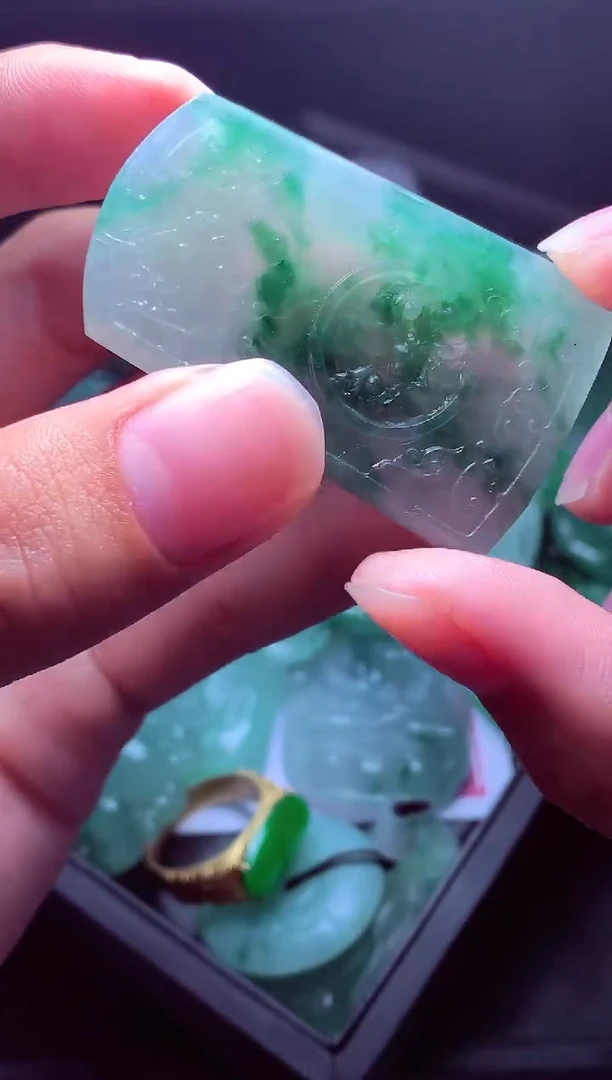 未镶嵌定制翡翠振*#毛货翡翠定制