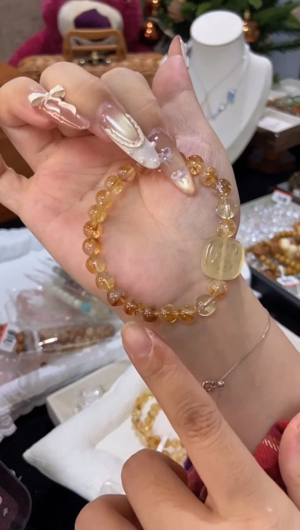 水晶手串未镶嵌孤品捡漏均匀瑕疵介意勿拍