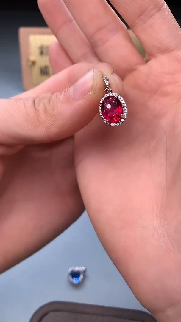 颈饰银S925镶嵌红宝石5555