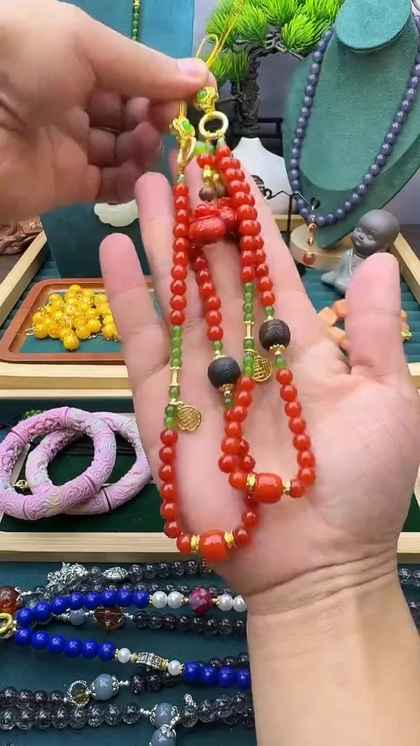 翡翠14K金镶嵌颈饰QW63