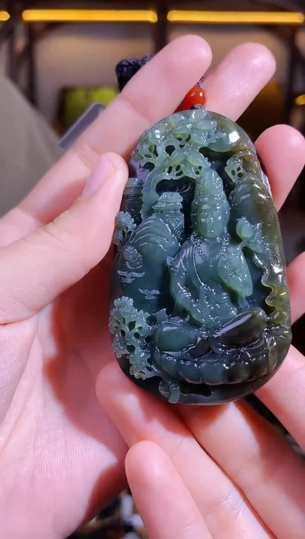 颈饰未镶嵌和田玉1