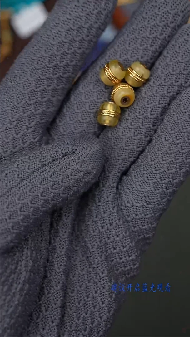 裸石蜜蜡未镶嵌蜜蜡配饰（多样性发其一）