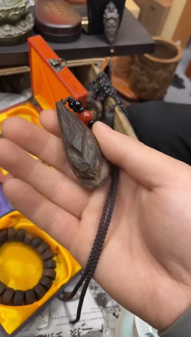 【闪购商品】大叶紫檀（黑酸枝木类）