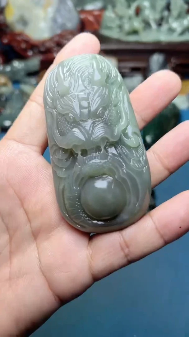 和田玉未镶嵌把件-