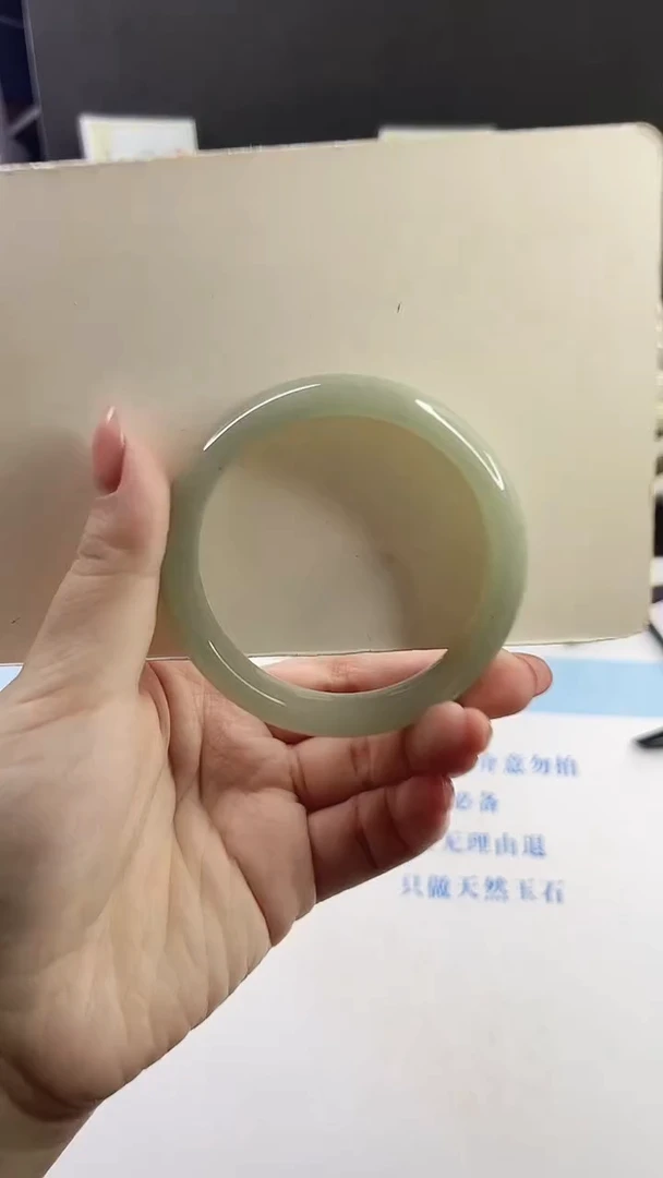 未镶嵌手镯石英质玉多样性发货L29