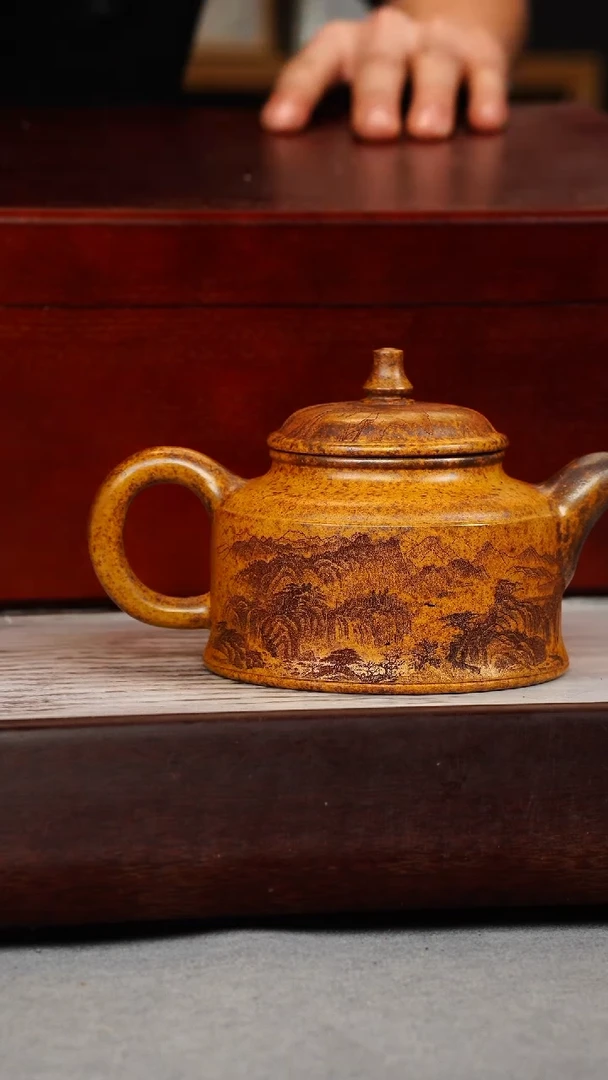 【闪购商品】紫砂茶壶龙骨金砂 宝鼎 山房