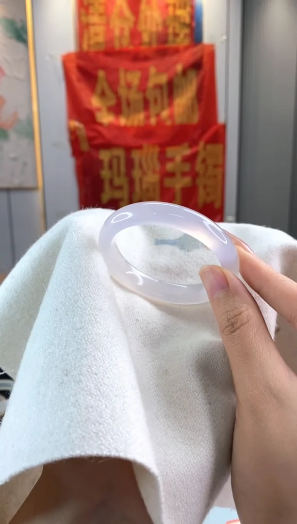 玛瑙/玉髓手镯合金不**宝1