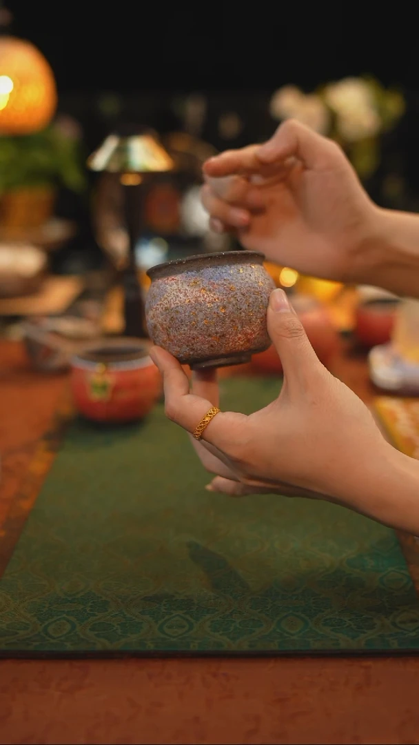 高越岩矿--七彩杯