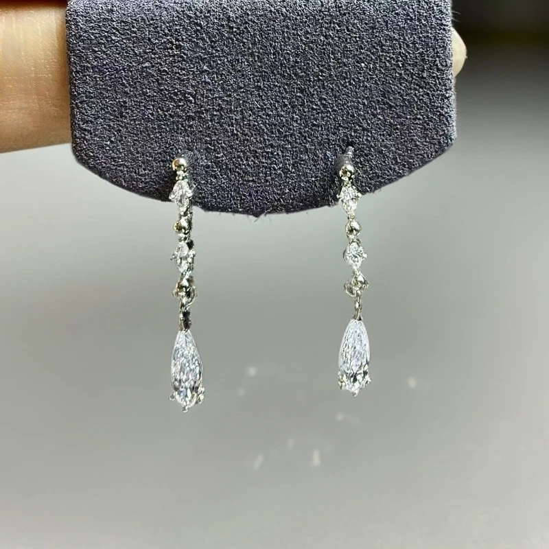 925银合成锆石耳饰 925银【星露】水滴耳钉轻盈 精致流光千金小姐