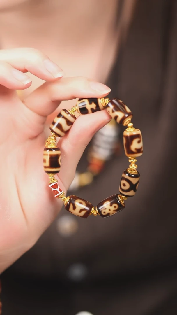 玛瑙/玉髓（覆膜）颈饰未镶嵌传世珠宝