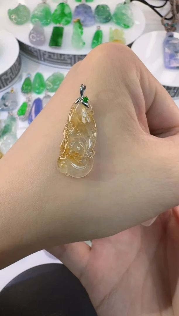 翡翠18K金镶嵌颈饰天然翡翠缅甸A货