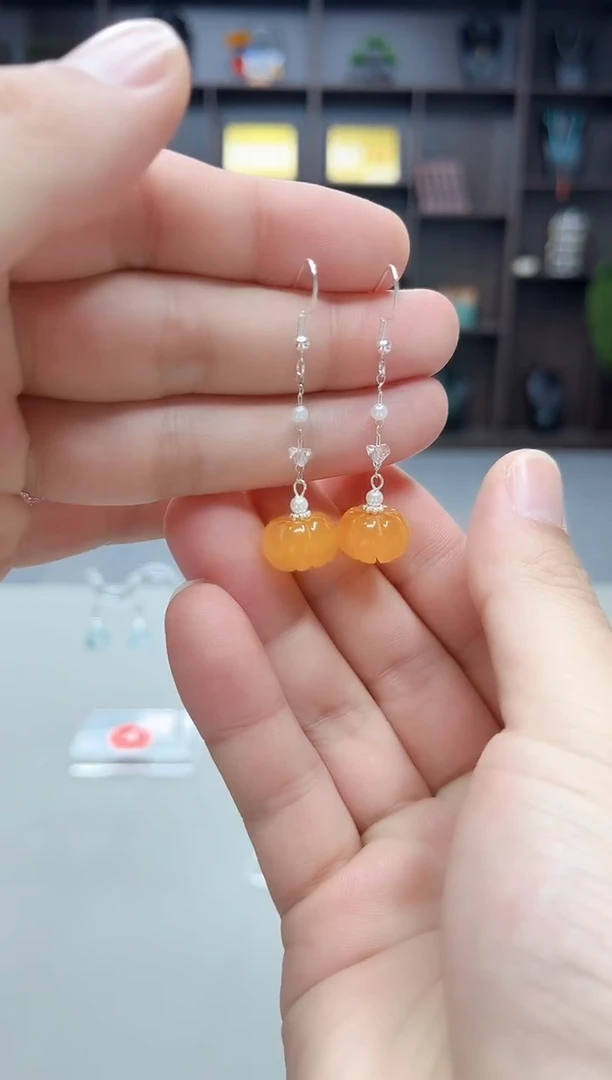 未镶嵌耳饰玛瑙/玉髓W06