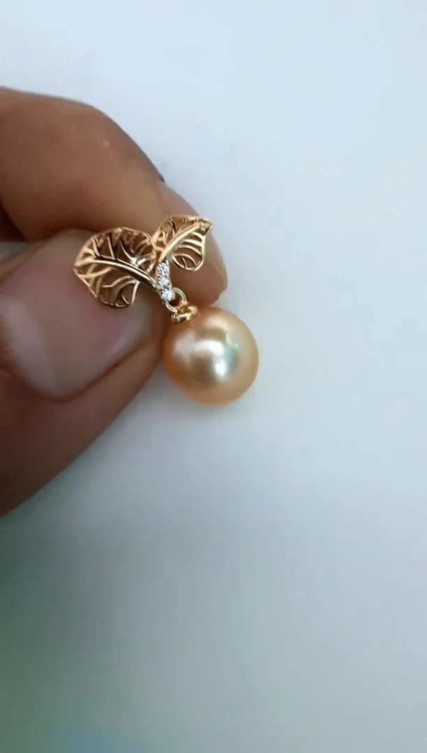 【闪购商品】海水珍珠颈饰银S925镶嵌吊坠