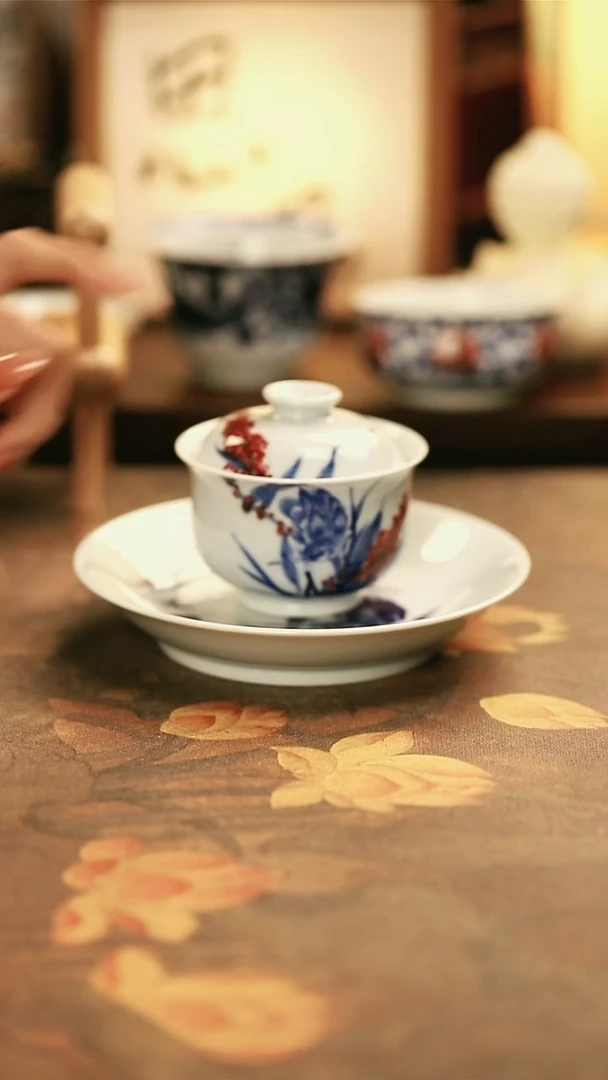 陶瓷青花单翠釉里红茶具套组