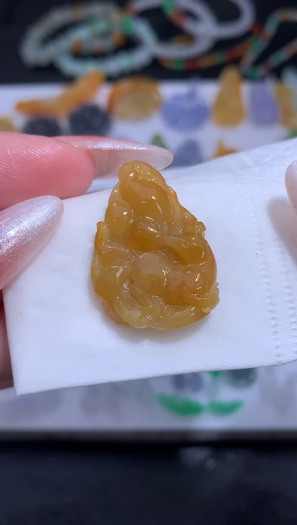 未镶嵌定制翡翠九尾狐