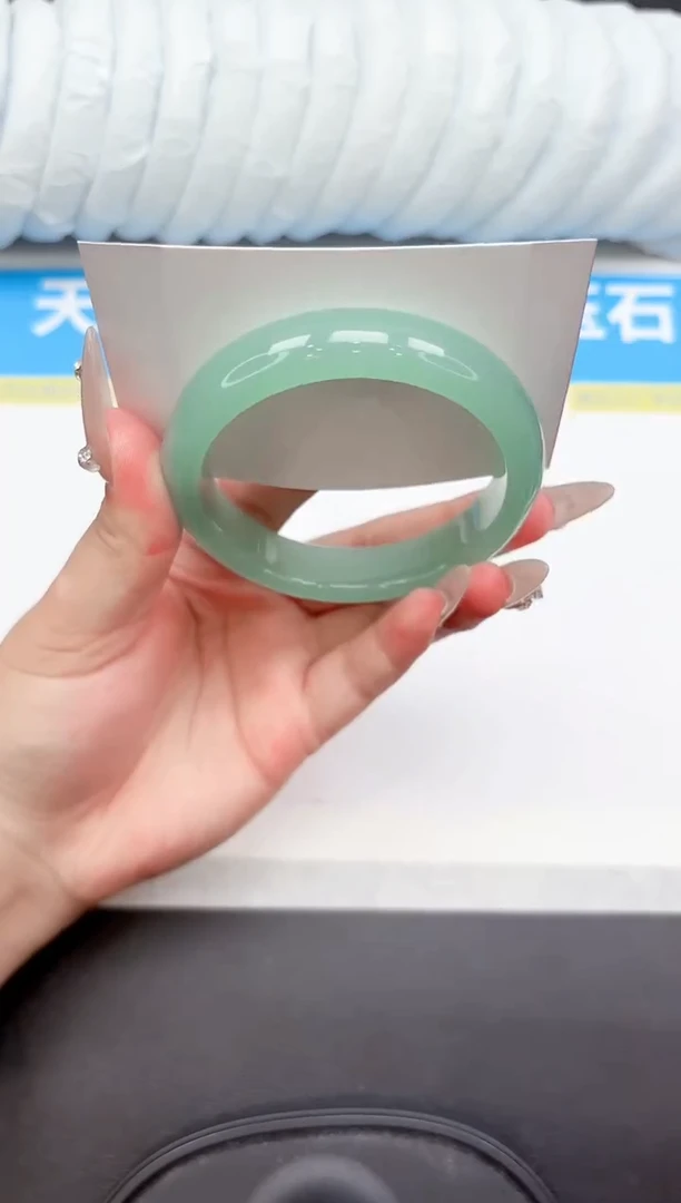 未镶嵌手镯石英质玉A31-60