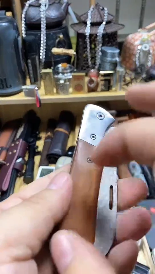 瓷片闪购商品  如图所示