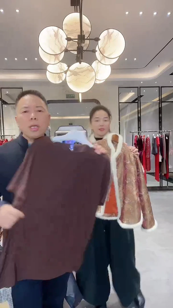 棕色真丝定制上衣 199 xl码