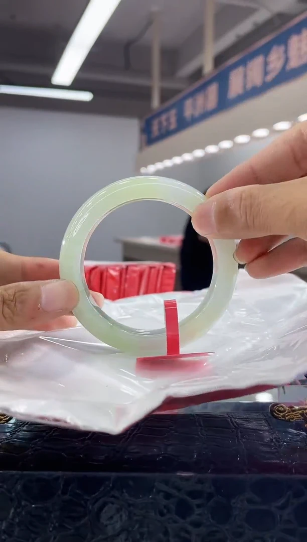 未镶嵌手镯翡翠  6