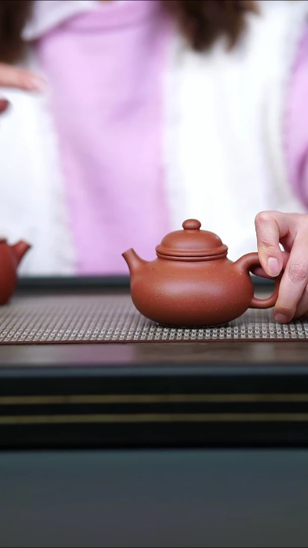 茶壶紫砂半手红降坡容天180cc