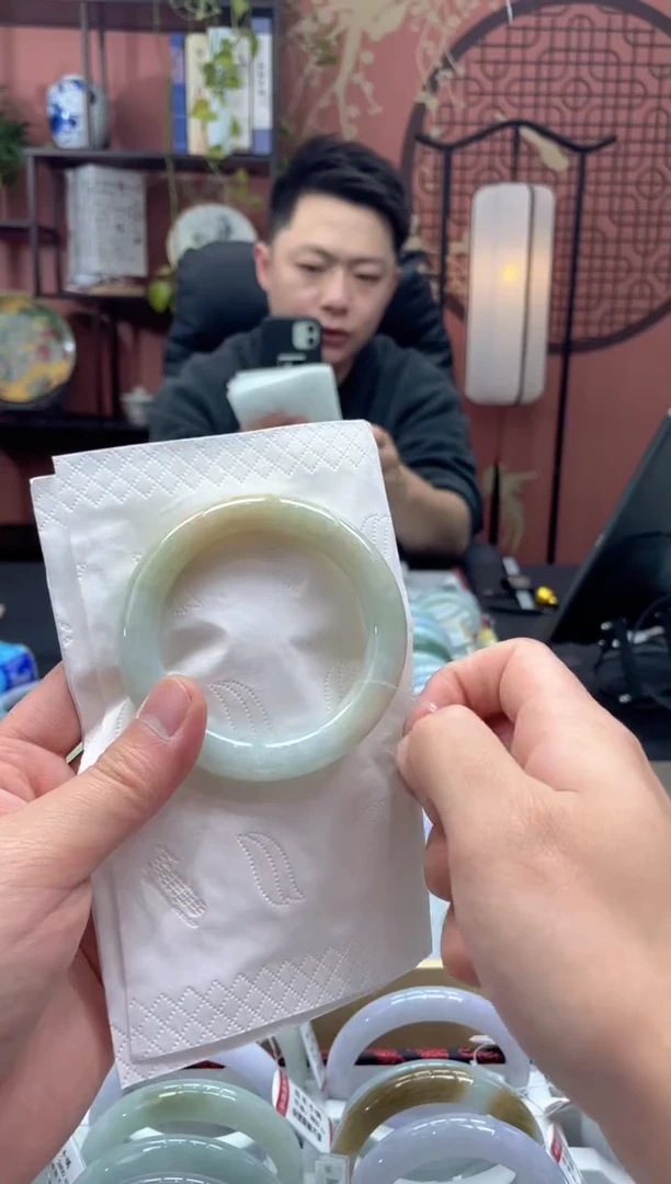 未镶嵌手镯翡翠2156****