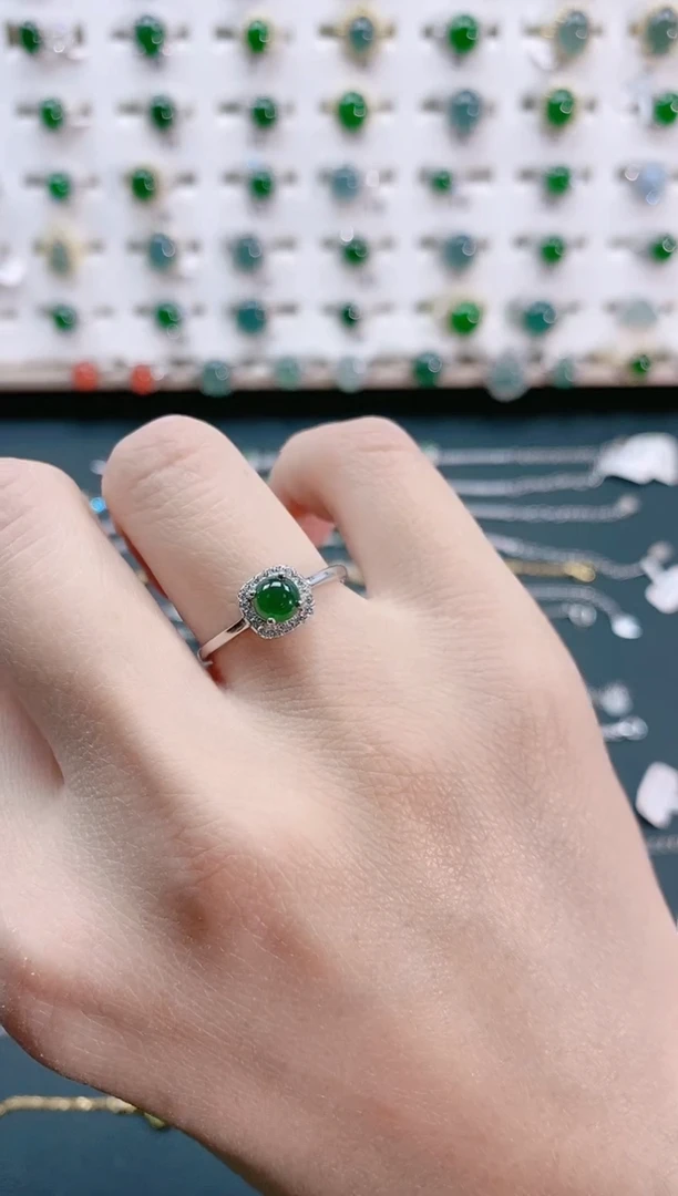 【闪购商品】翡翠戒指银S925镶嵌天然翡翠