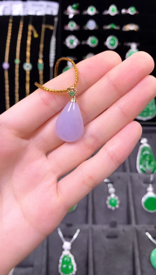 颈饰未镶嵌翡翠吊坠