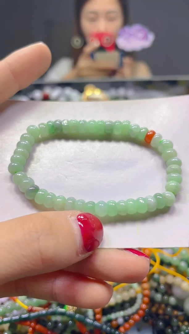 颈饰未镶嵌翡翠5MM/L/翡翠A货，一件也是批发价