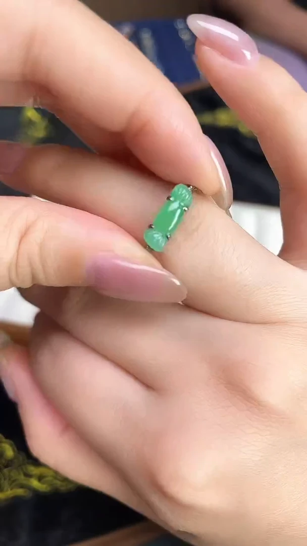 颈饰银S925镶嵌翡翠202021212